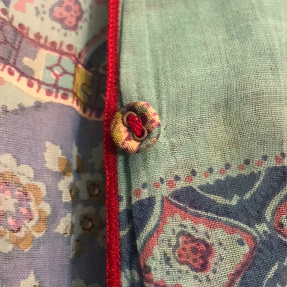 Blue Purple pattern blouse - Picture 4 of 6